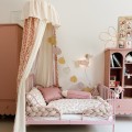 Lilly and Swan Jamnik Girl 44.jpg